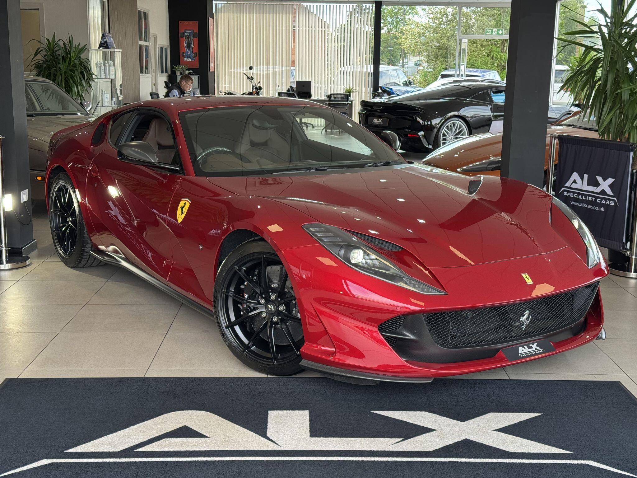 Ferrari 812 Superfast - Image 8