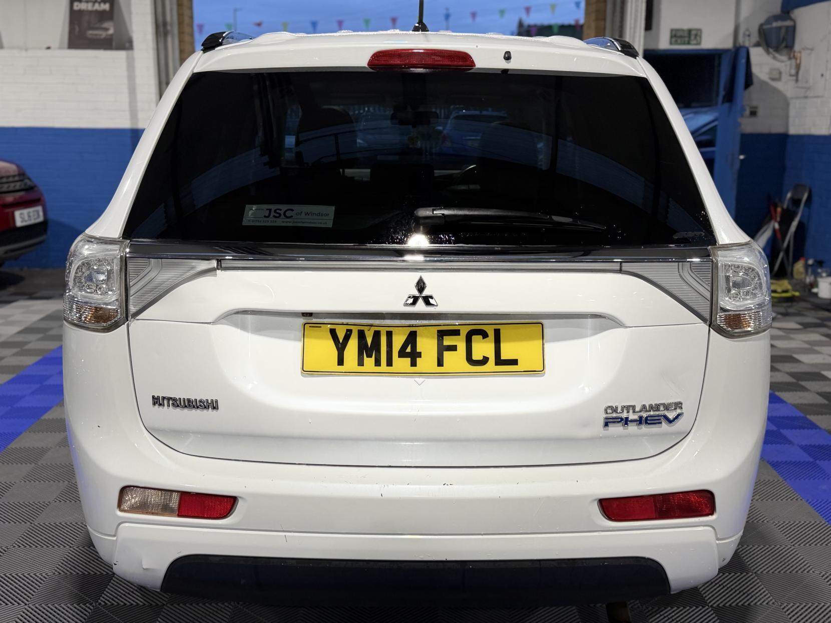 Mitsubishi Outlander - Image 4