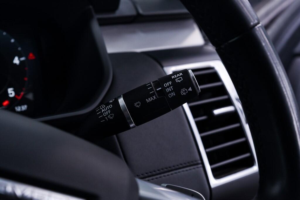 Land Rover Discovery - Image 29