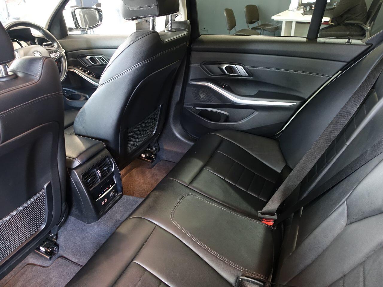 BMW 3 Series - Image 16