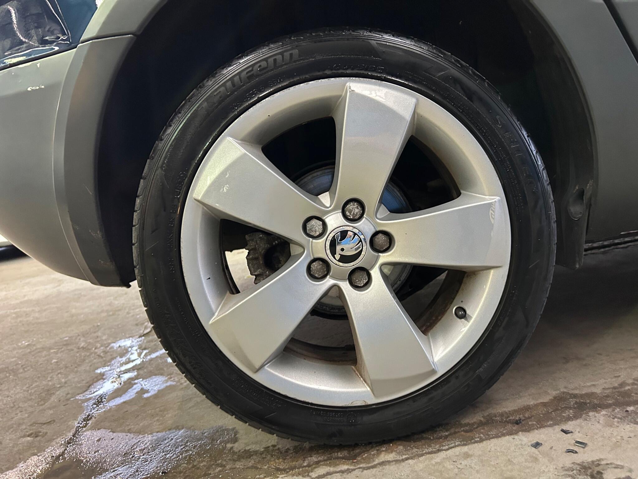 Skoda Roomster - Image 27