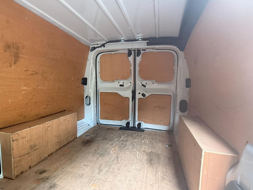 Peugeot Expert - Image 18