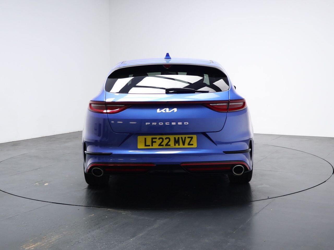 Kia ProCeed - Image 11