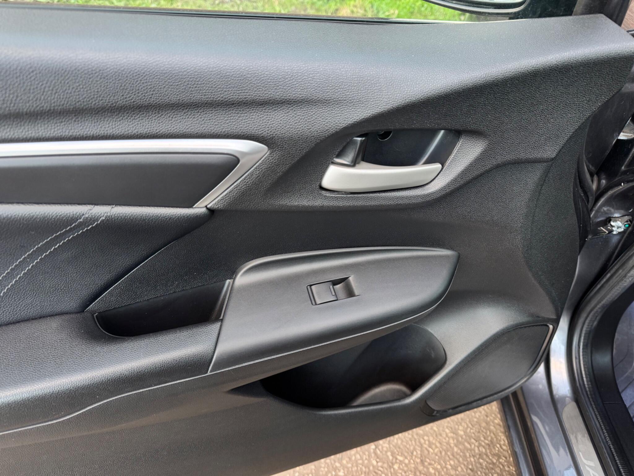 Honda Jazz - Image 32