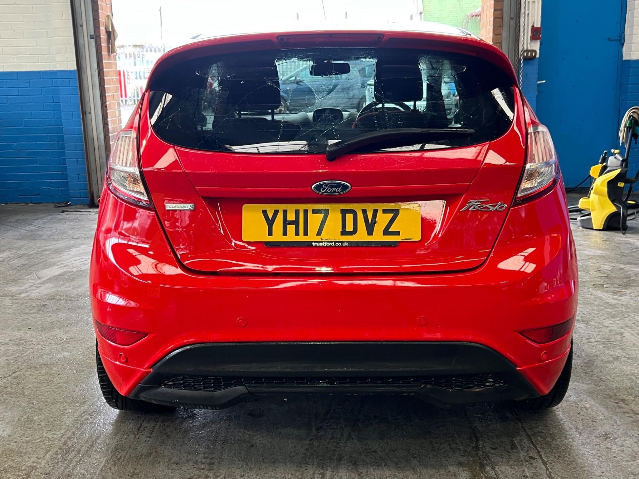 Ford Fiesta - Image 7