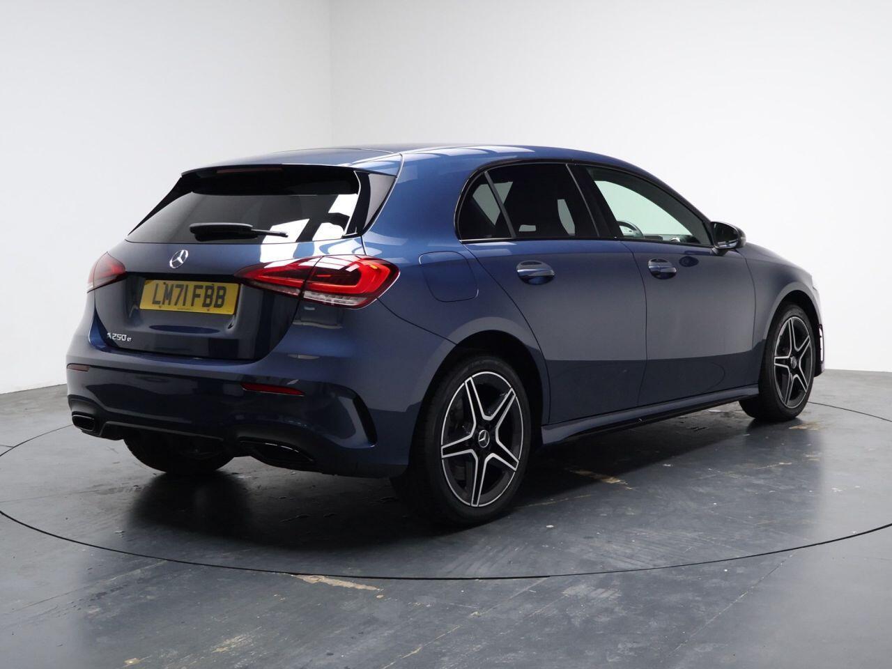 Mercedes-benz A-CLASS - Image 12