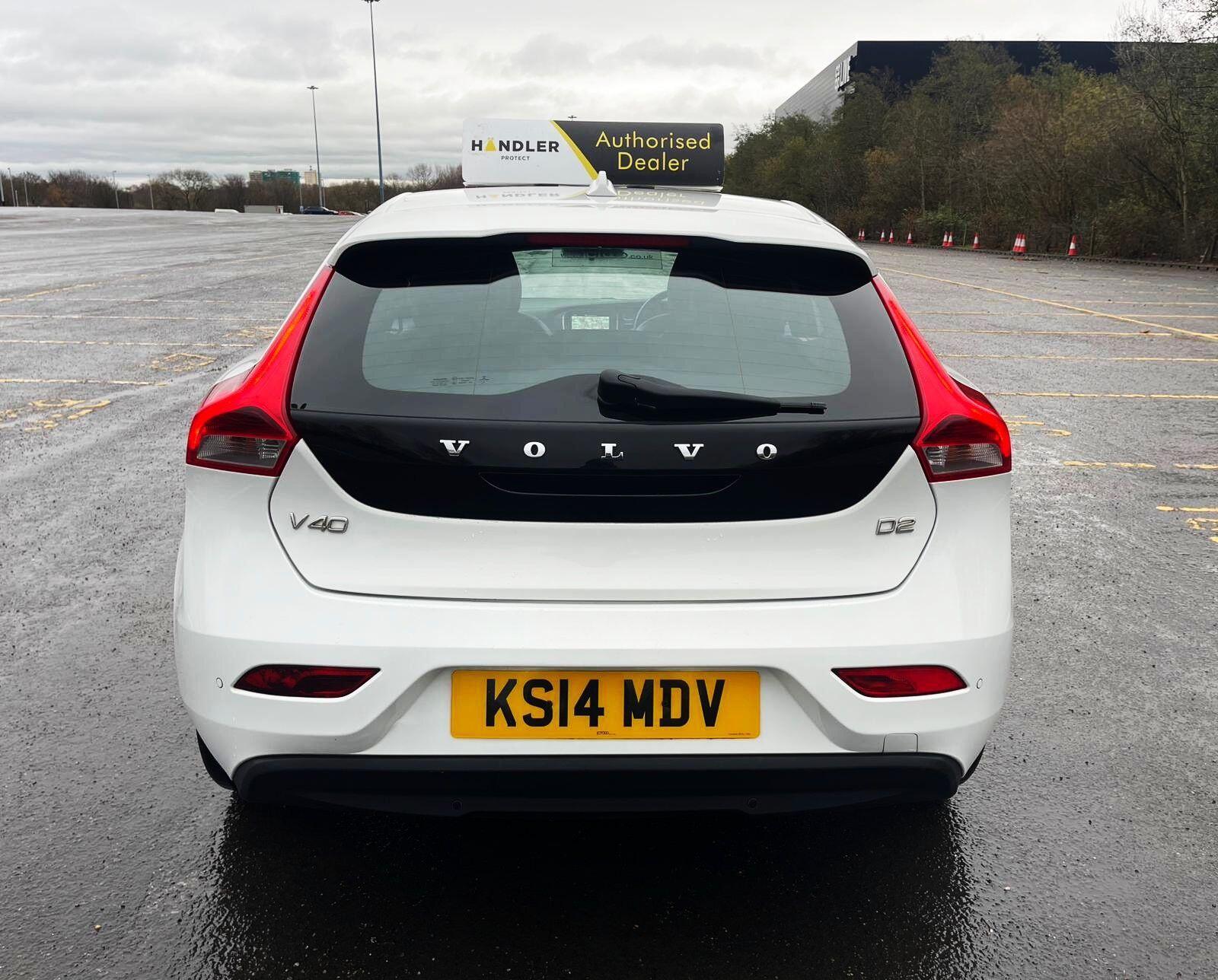 Volvo V40 - Image 10