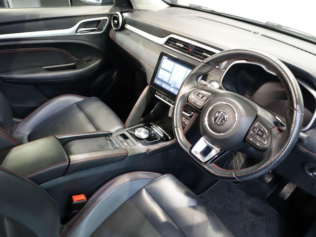 MG MG ZS - Image 3