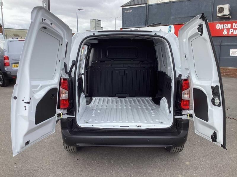 Fiat Doblo - Image 11