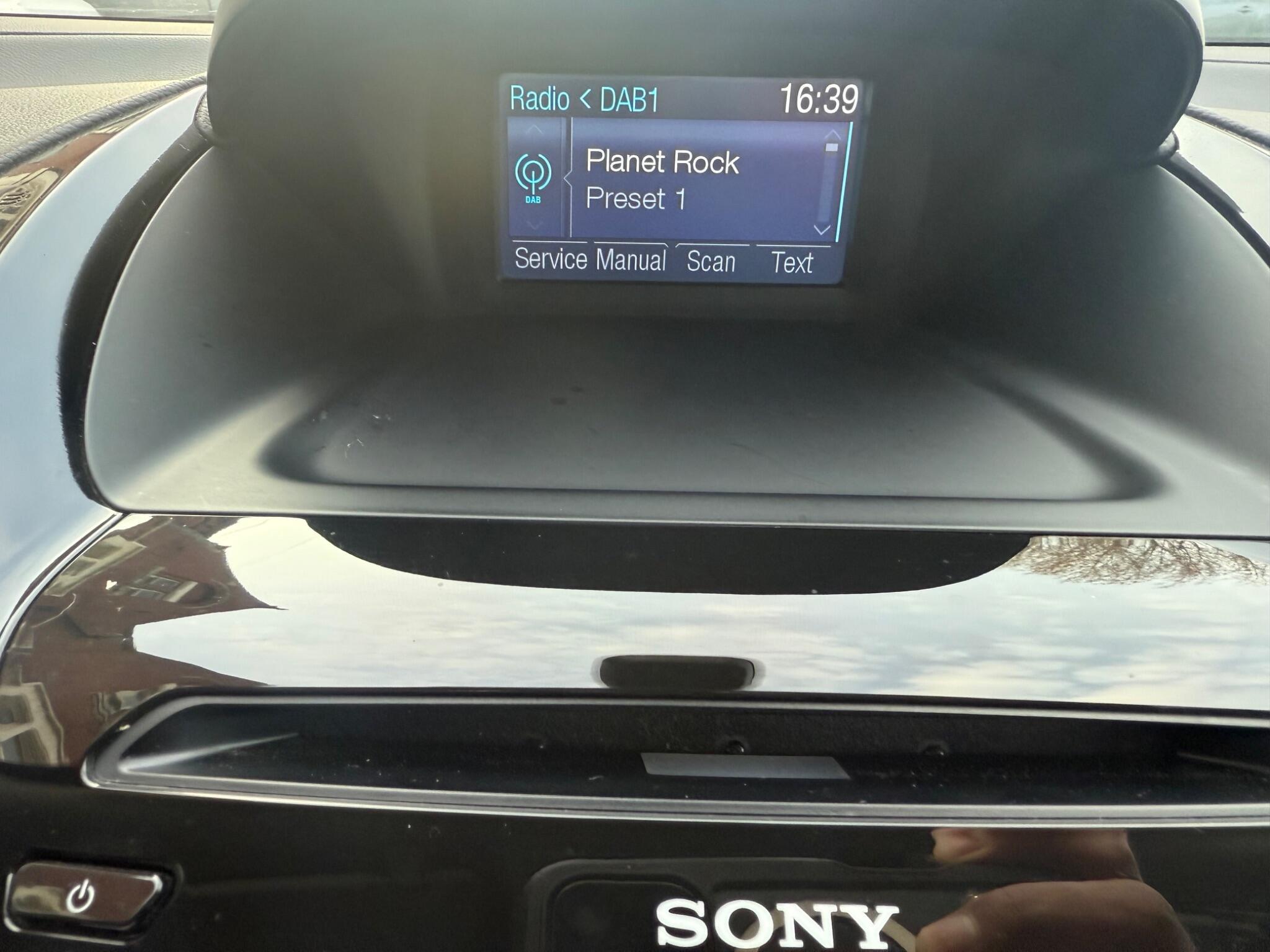 Ford B-Max - Image 16