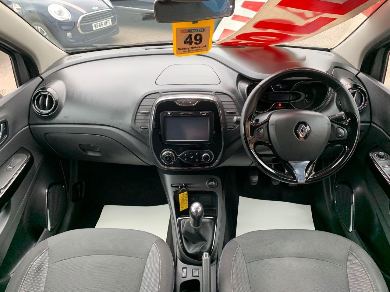 Renault Captur - Image 17