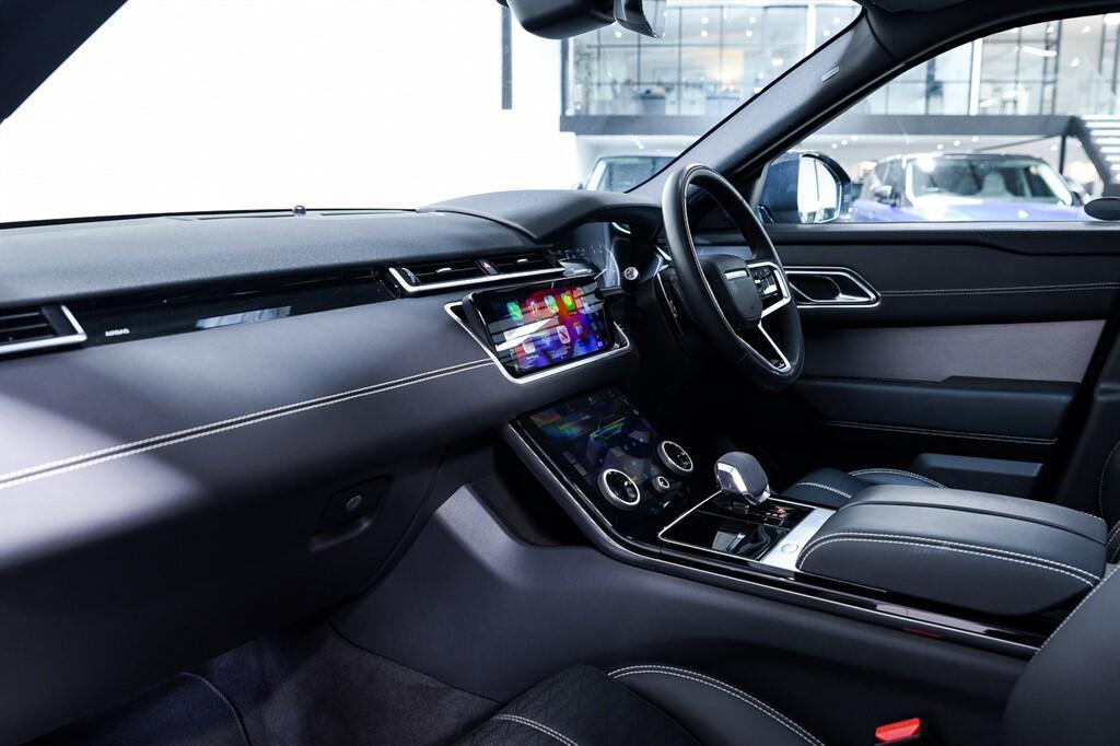 Land Rover Range Rover Velar - Image 14