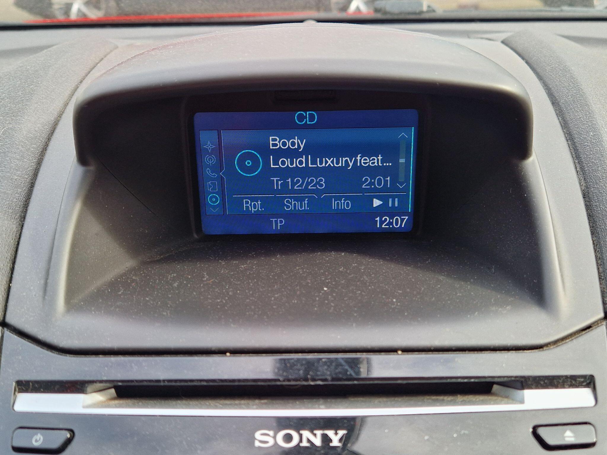 Ford Fiesta - Image 45