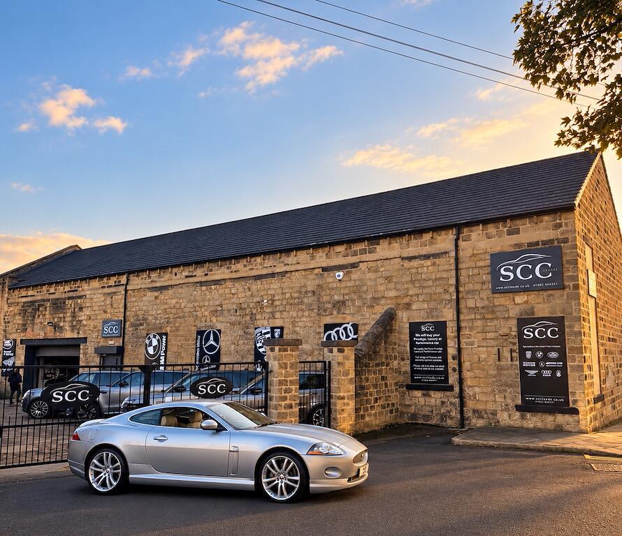 Jaguar XK - Image 10