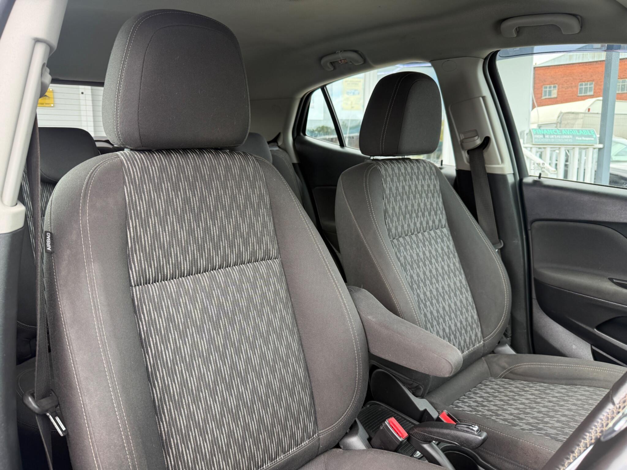 Vauxhall Mokka - Image 30