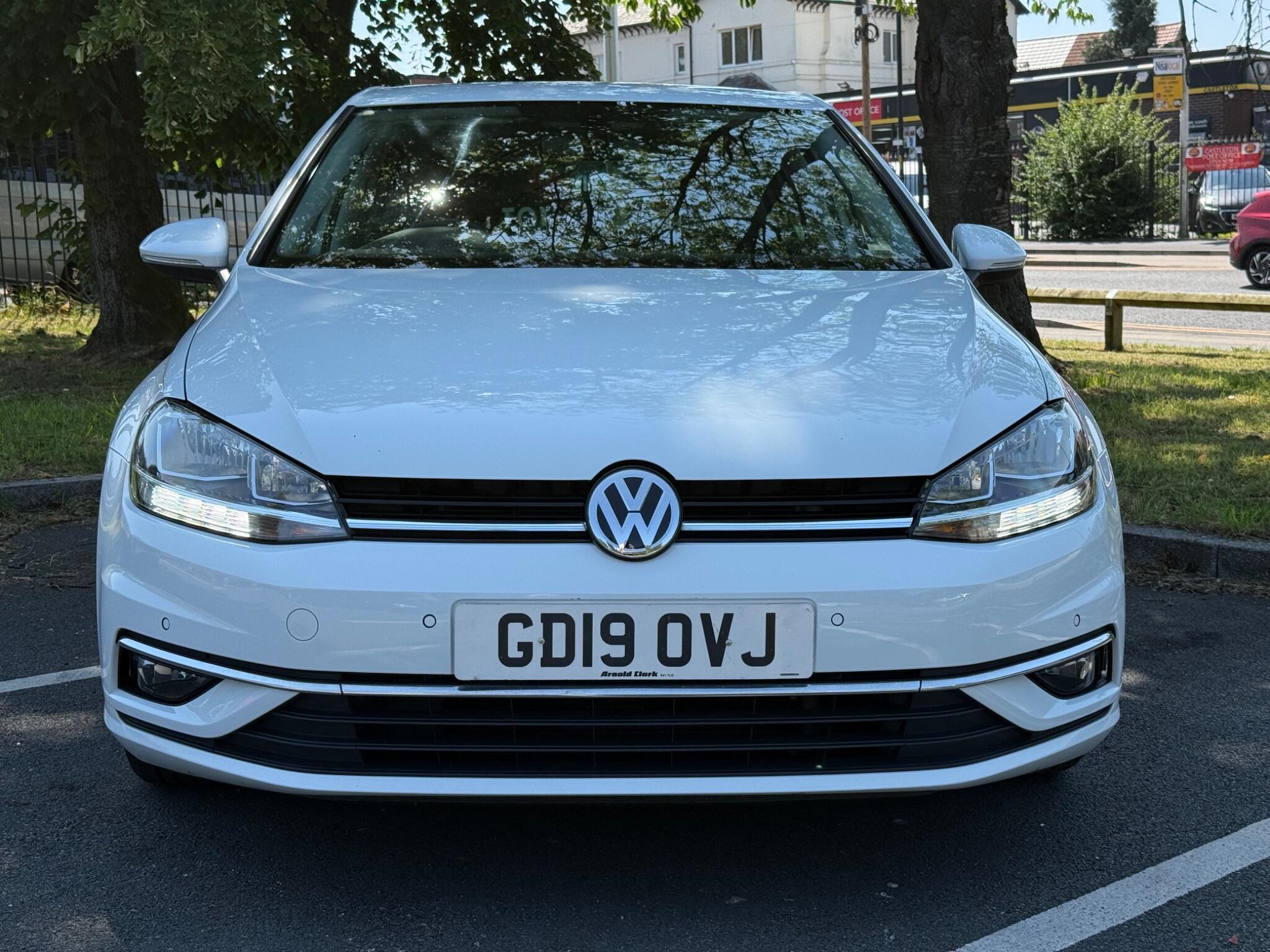 Volkswagen Golf - Image 2