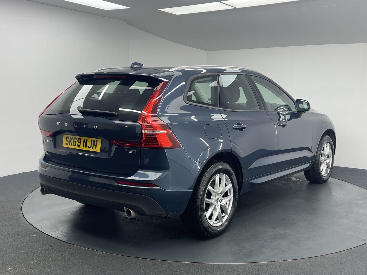 Volvo XC60 - Image 12