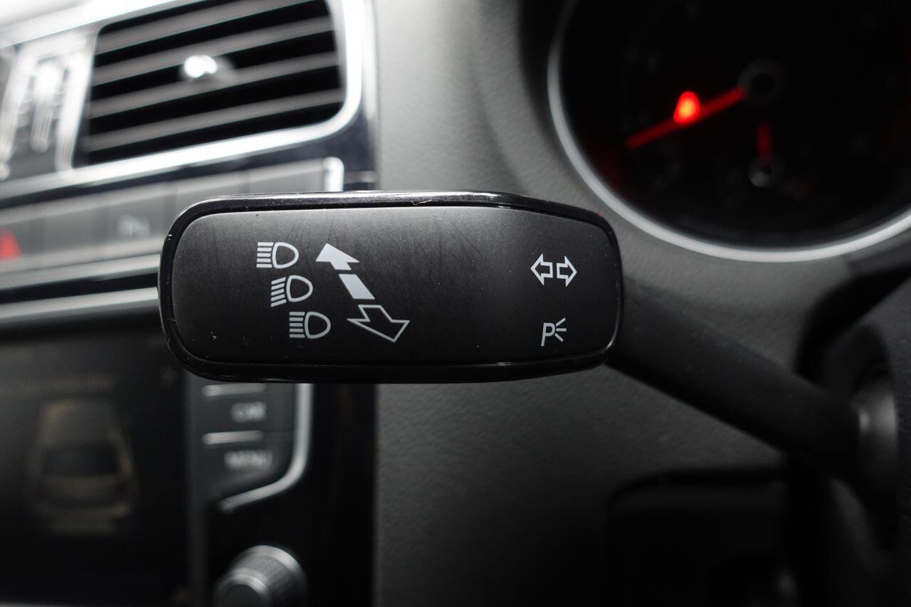 Volkswagen Polo - Image 38