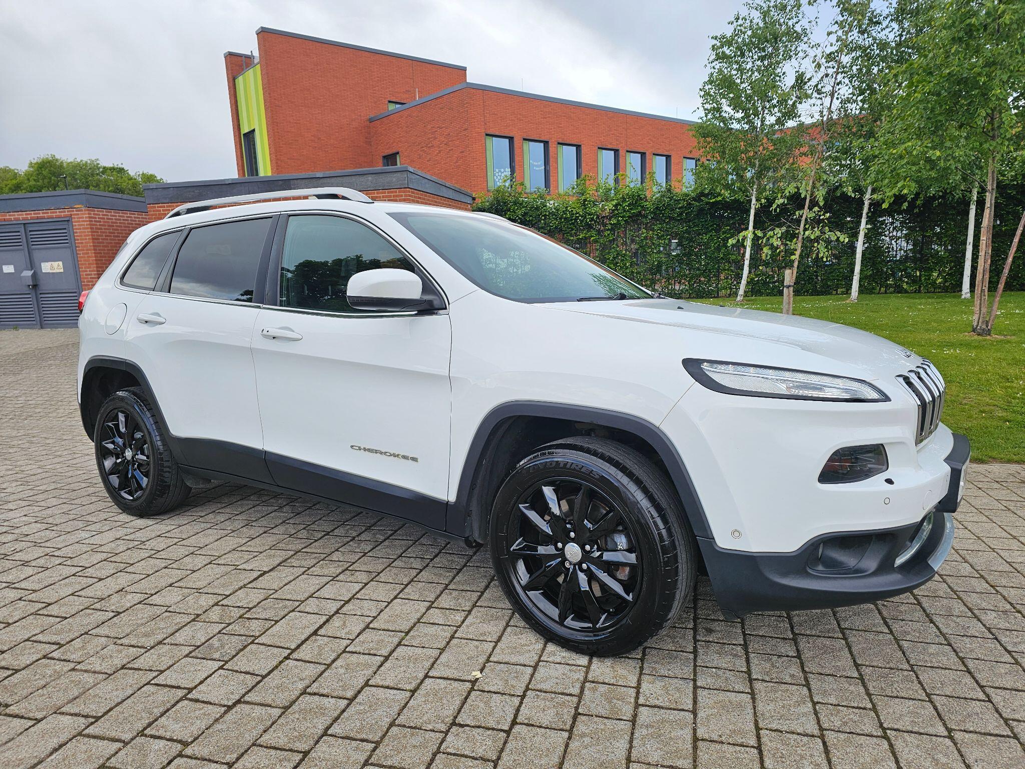 Jeep Cherokee - Image 19