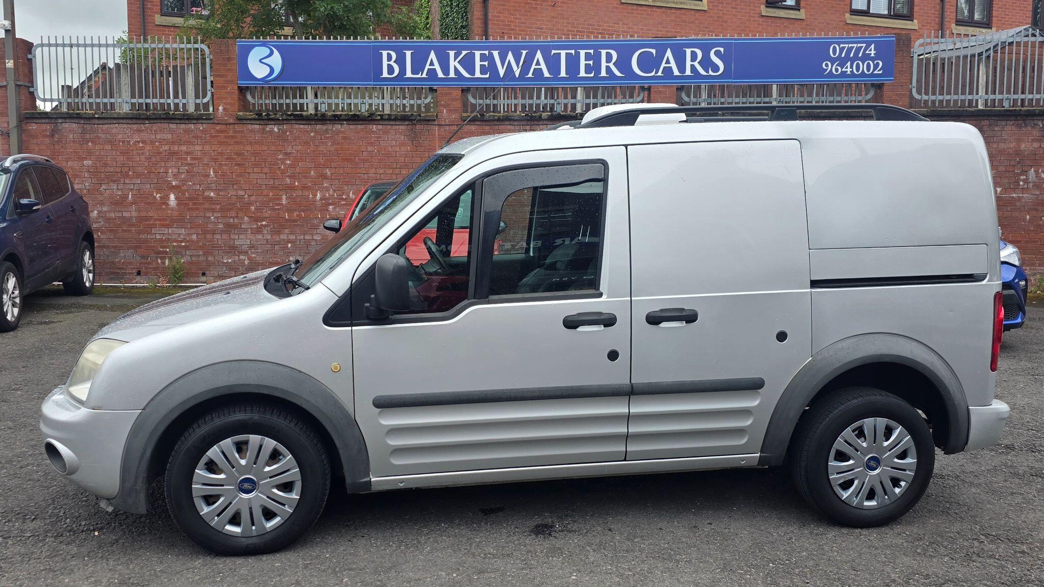 Ford Transit Connect - Image 4