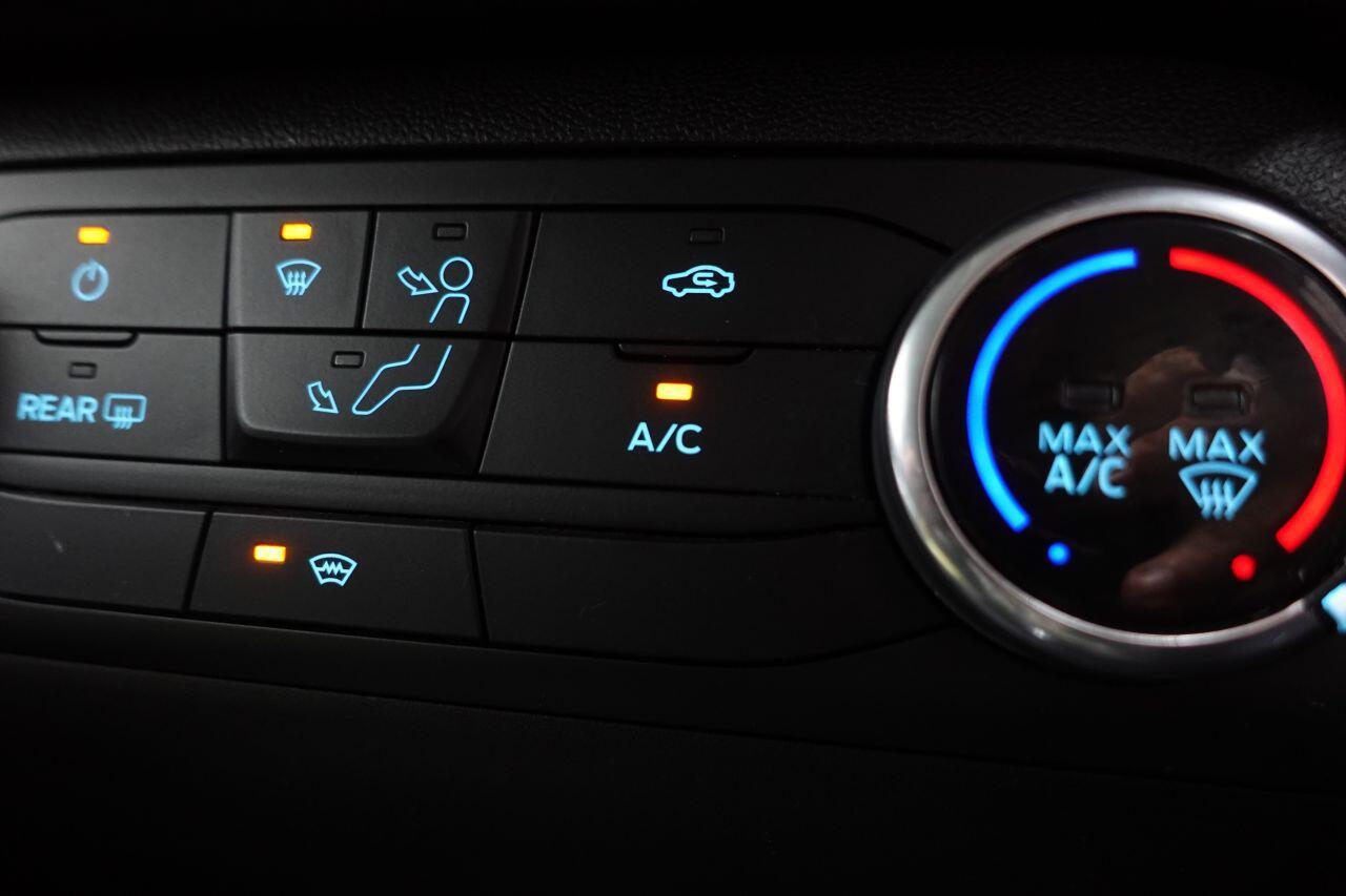 Ford Fiesta - Image 19