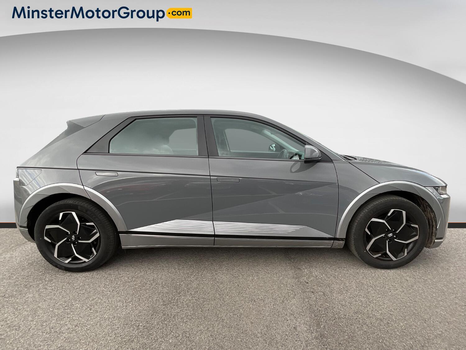 Hyundai Ioniq 5 - Image 2