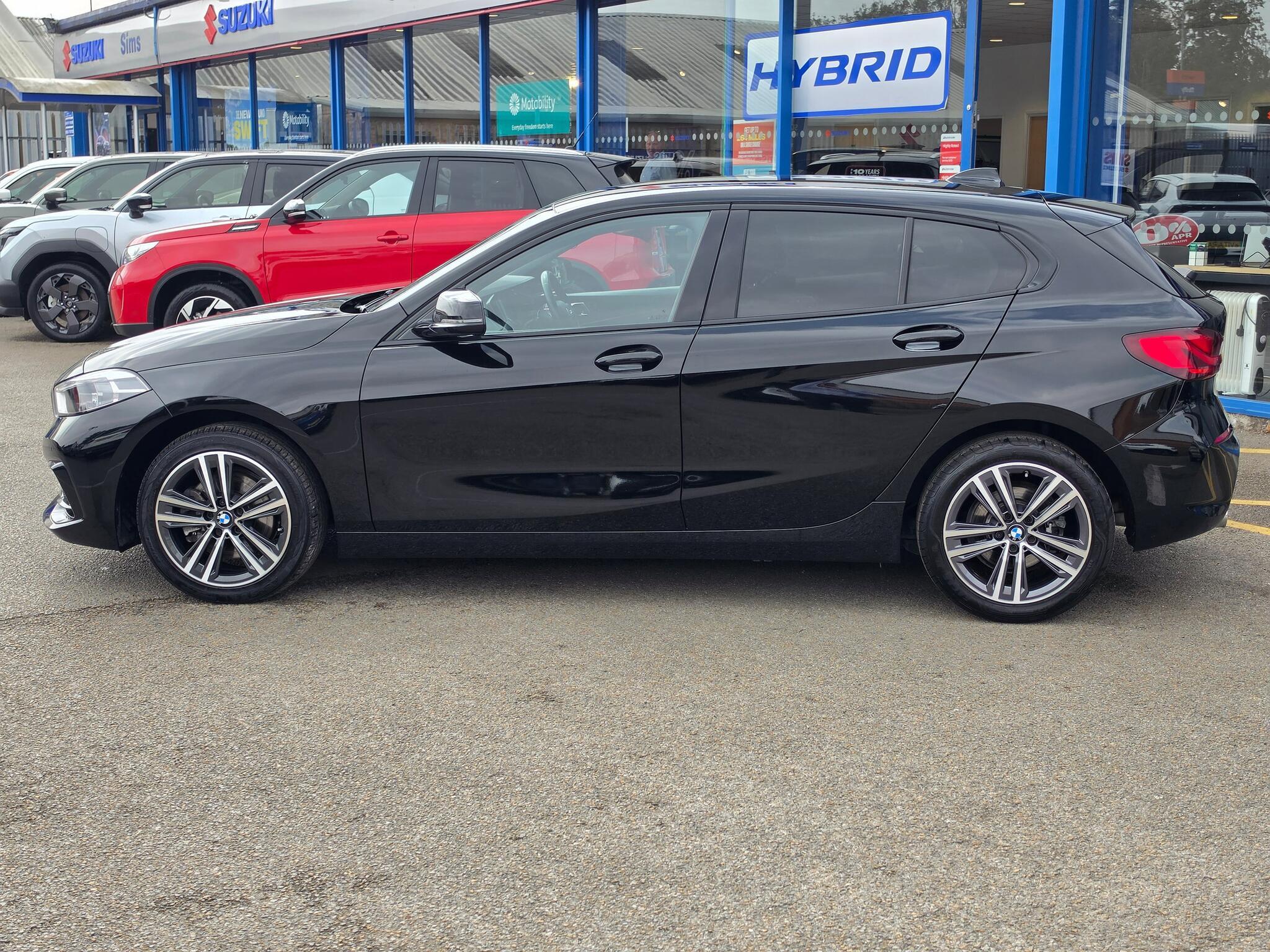 BMW 1 Series - Image 5