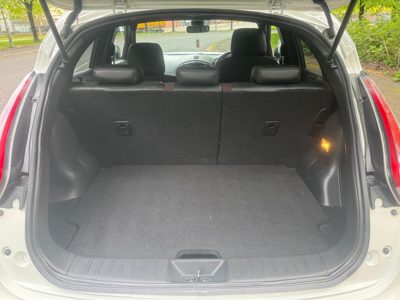 Nissan Juke - Image 41