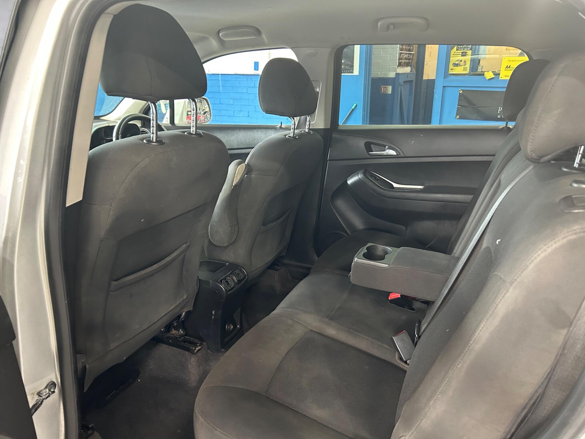 Chevrolet Orlando - Image 19