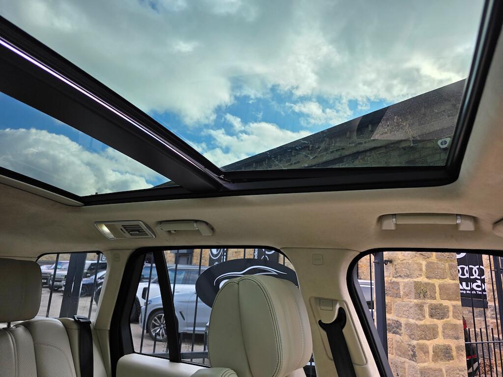 Land Rover Range Rover - Image 10