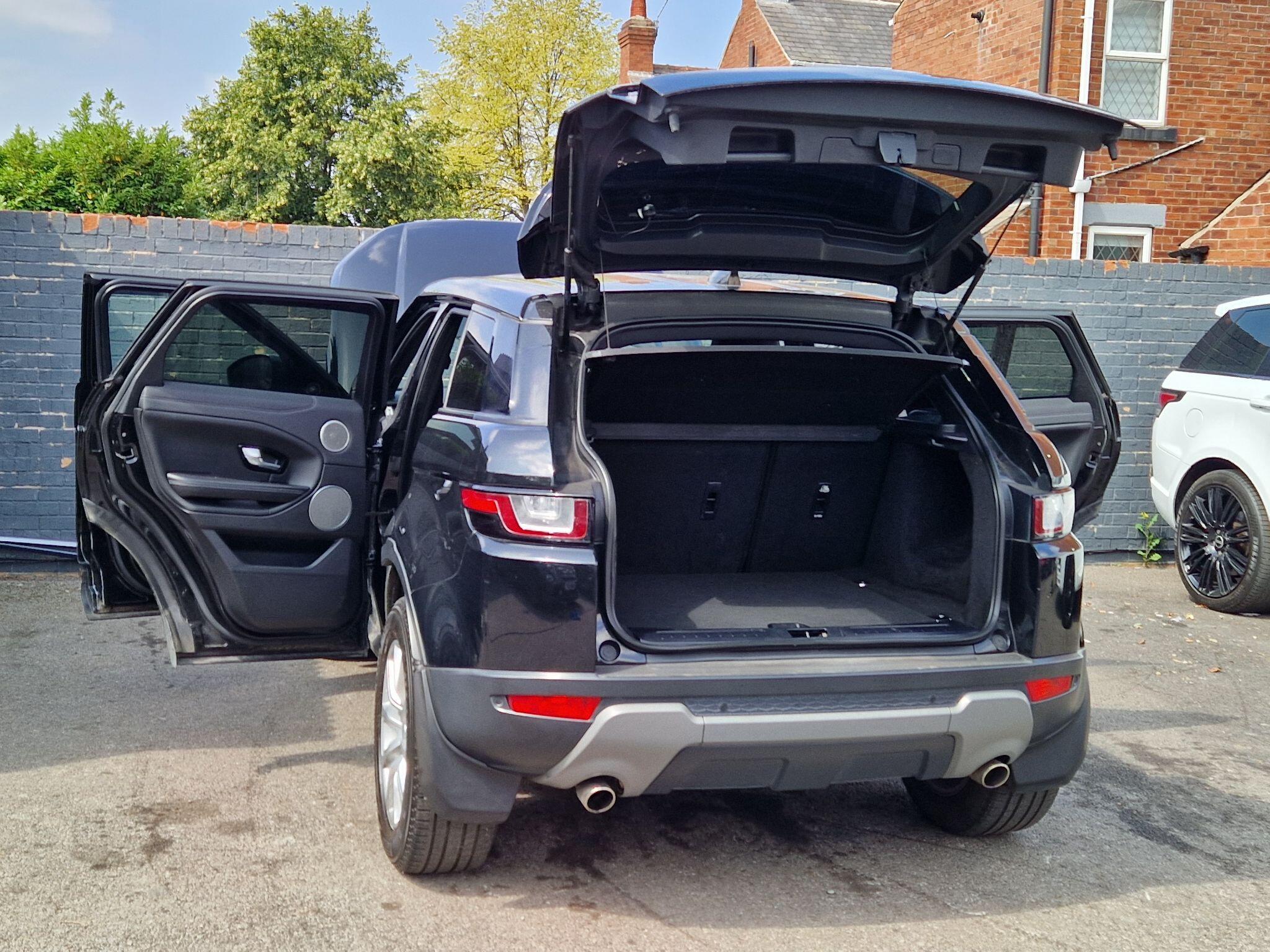 Land Rover Range Rover Evoque - Image 19
