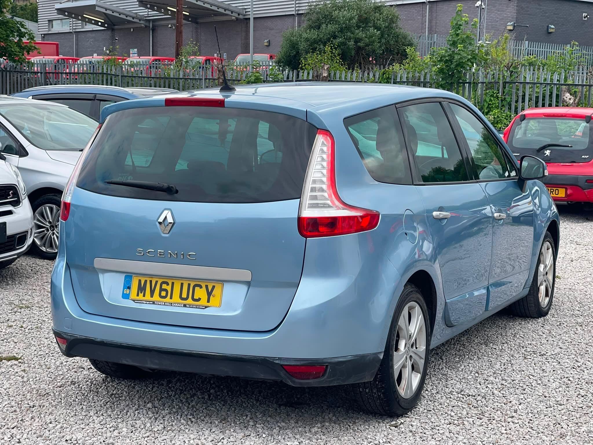 Renault Grand Scenic - Image 8