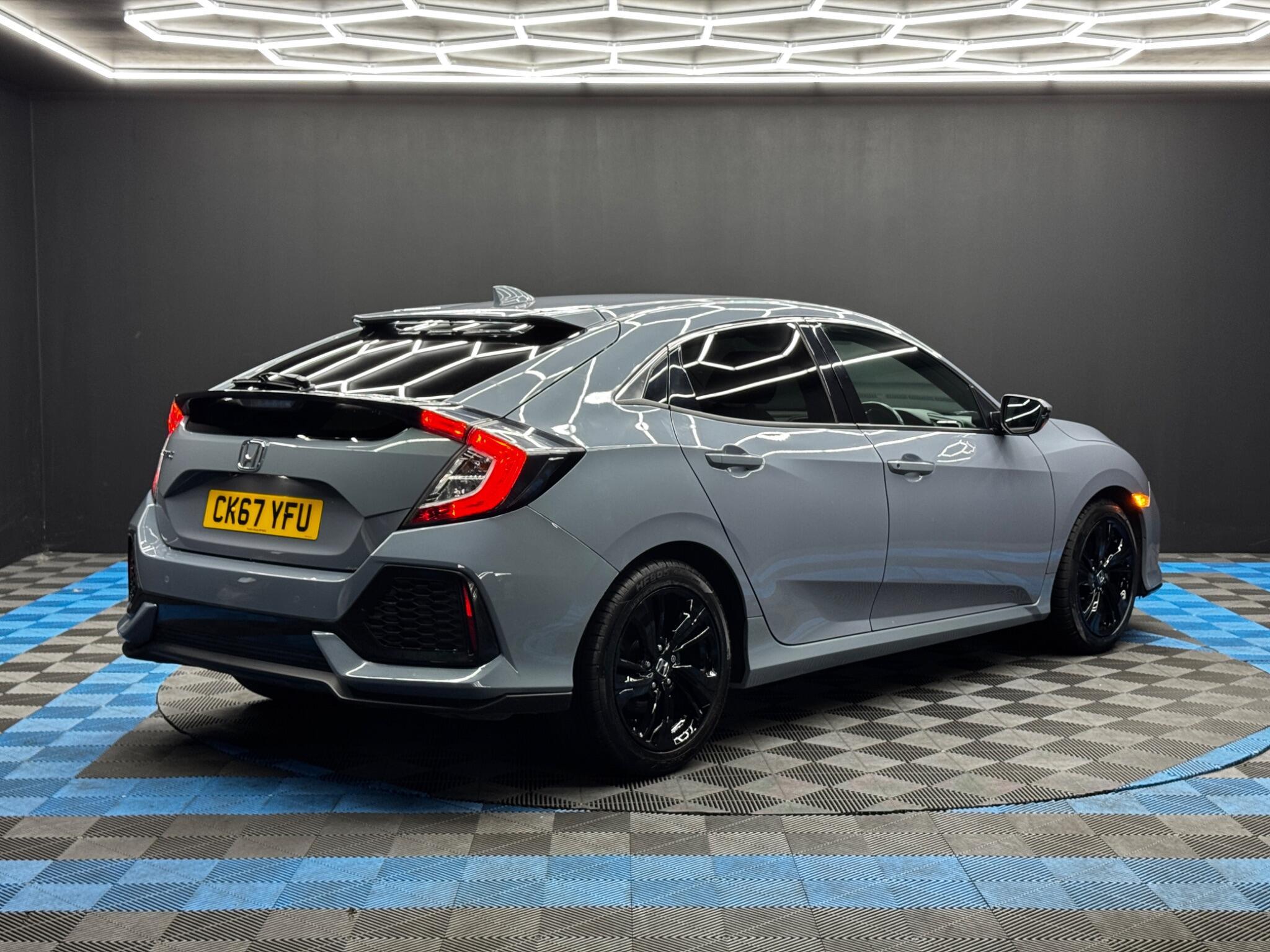 Honda Civic - Image 5