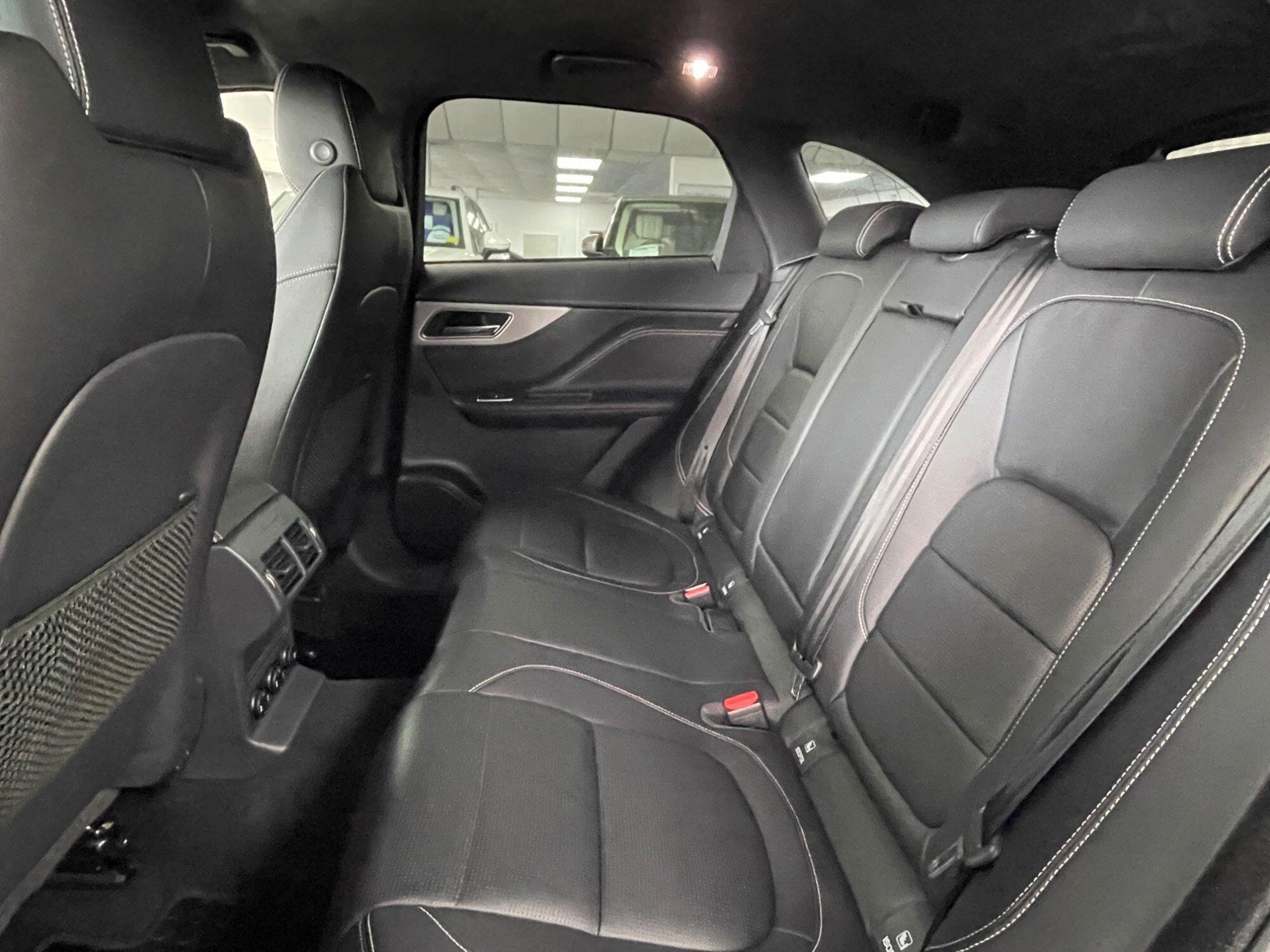 Jaguar F-Pace - Image 31