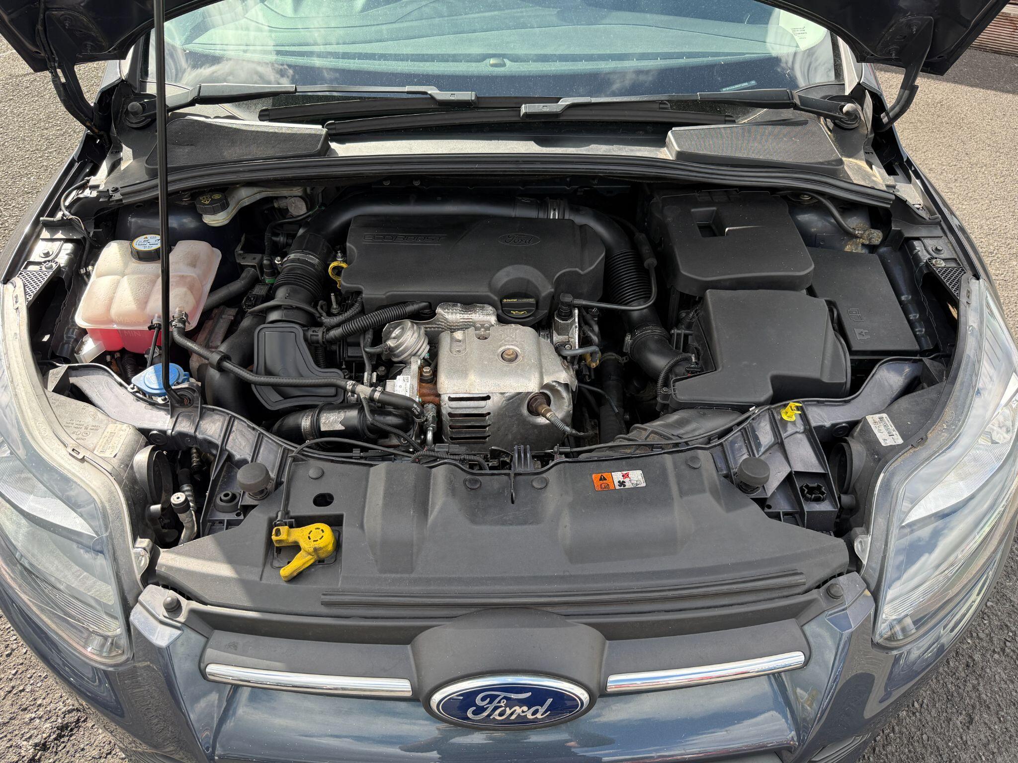 Ford Focus - Image 53