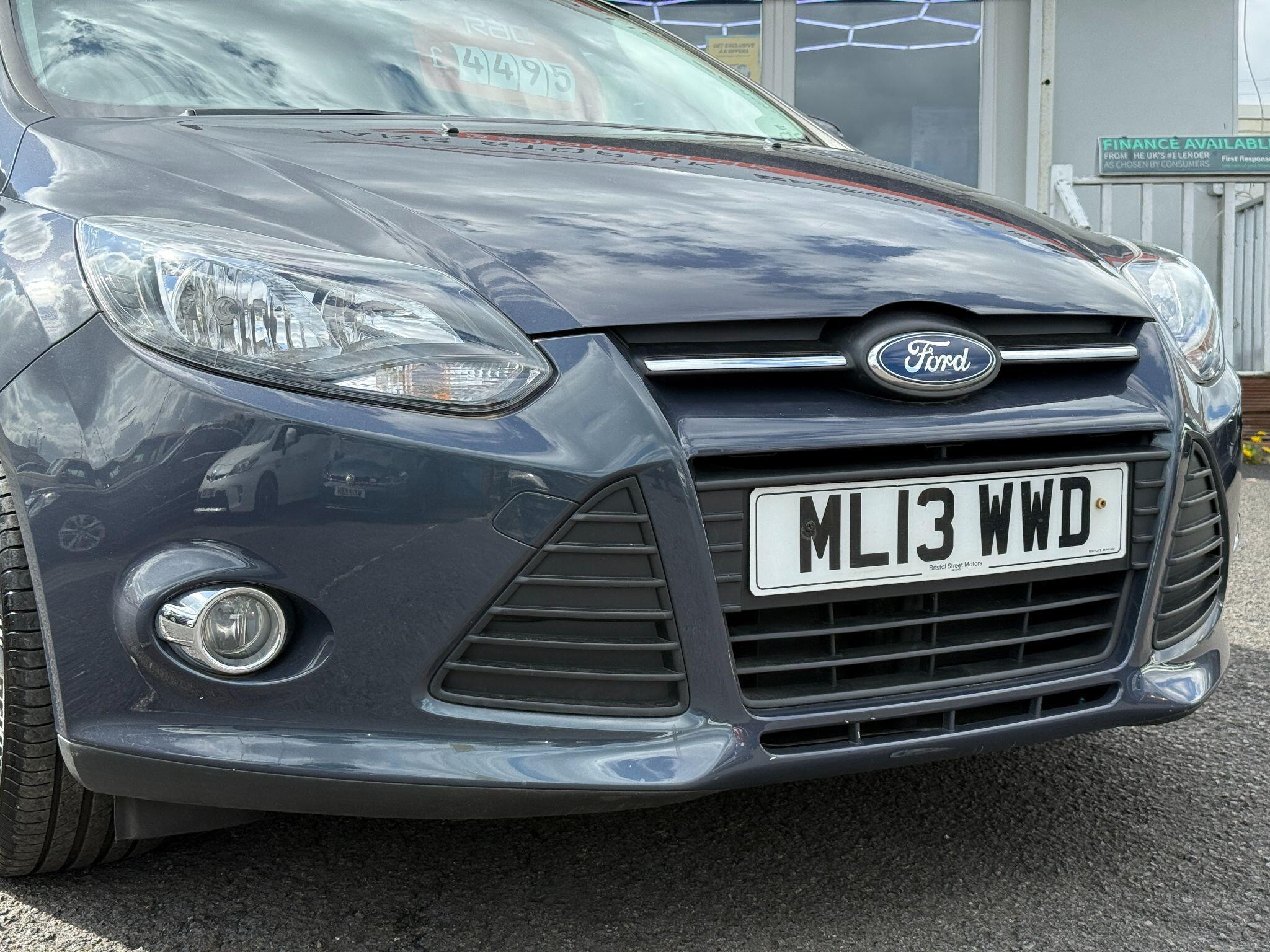 Ford Focus - Image 10