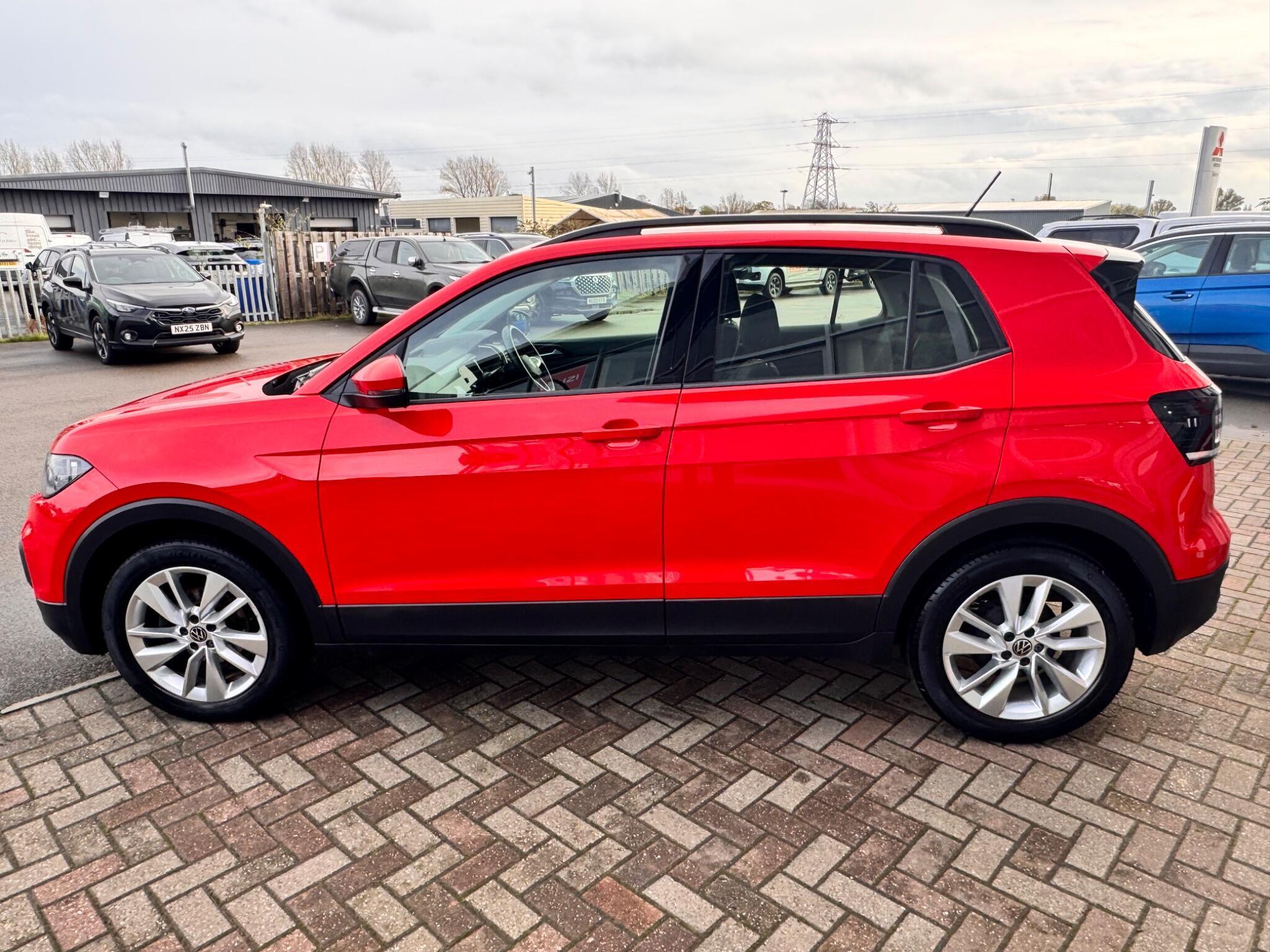 Volkswagen T-Cross - Image 4