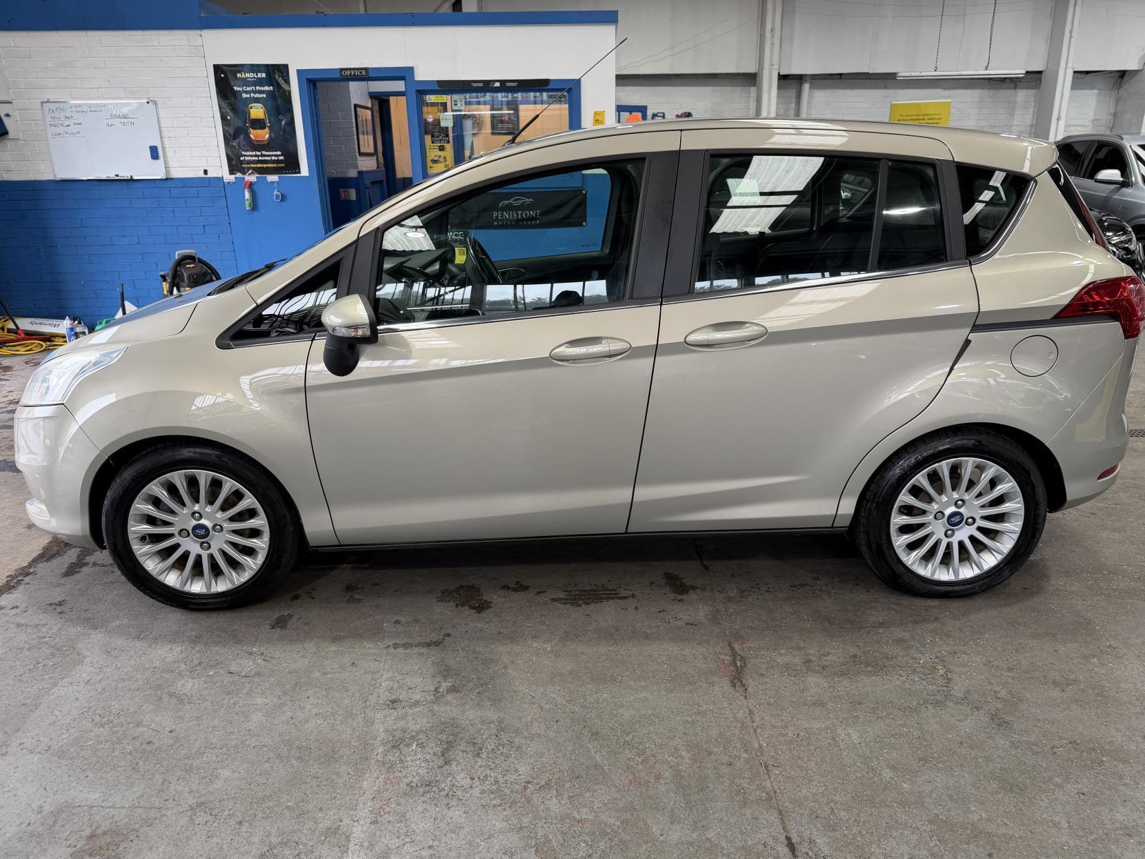 Ford B-Max - Image 2