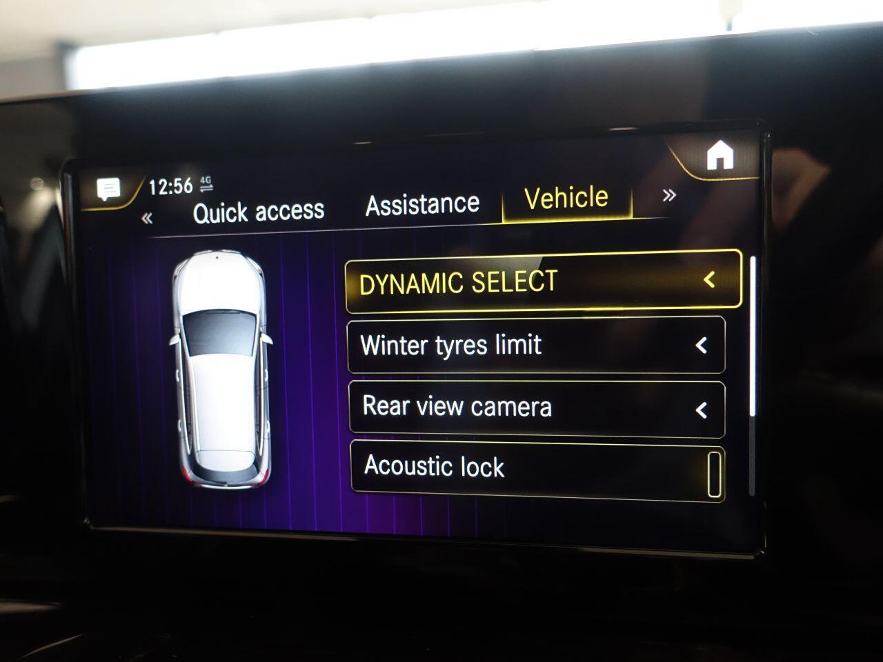 Mercedes-benz GLA - Image 11