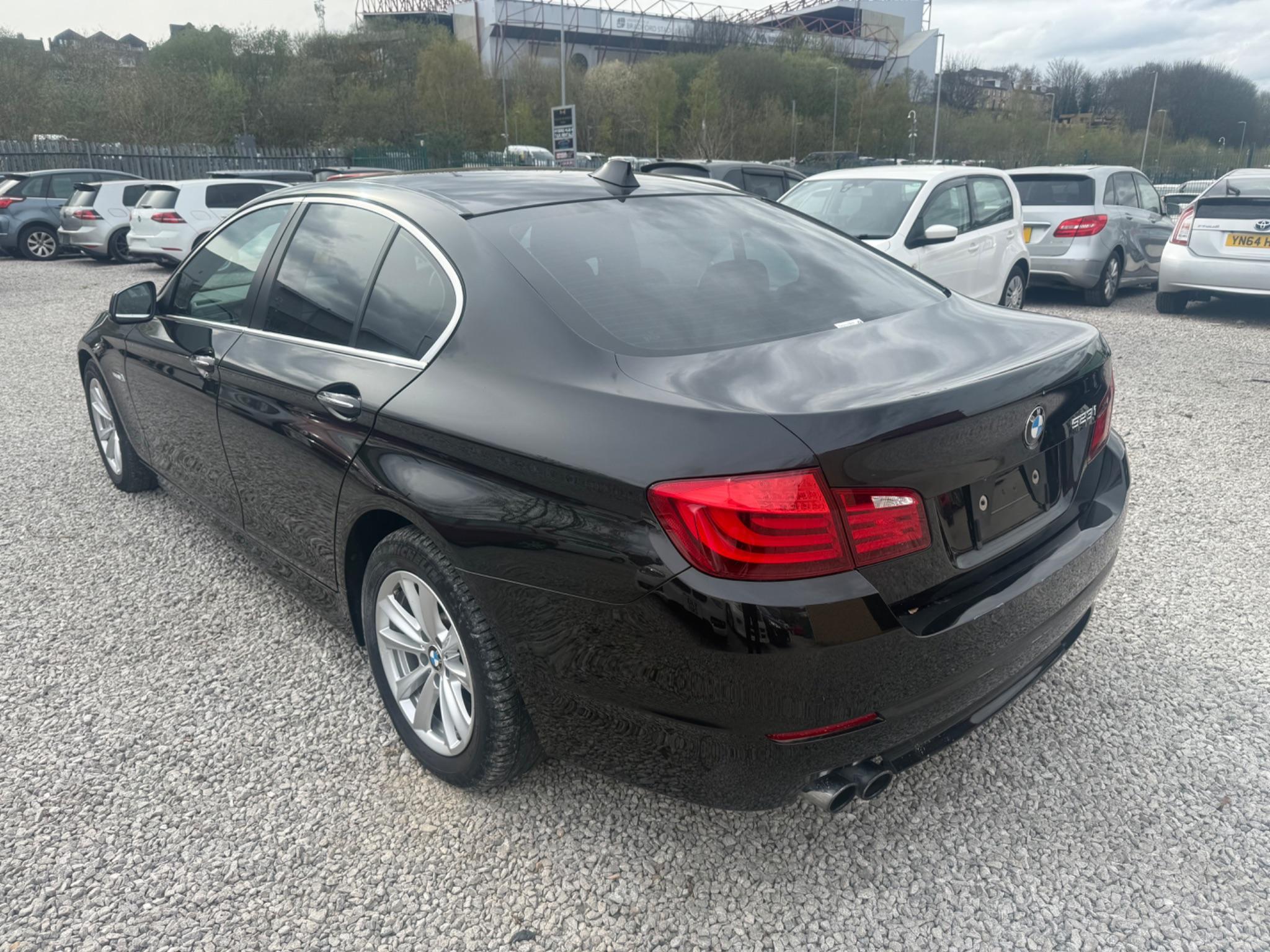BMW 5 Series - Image 6
