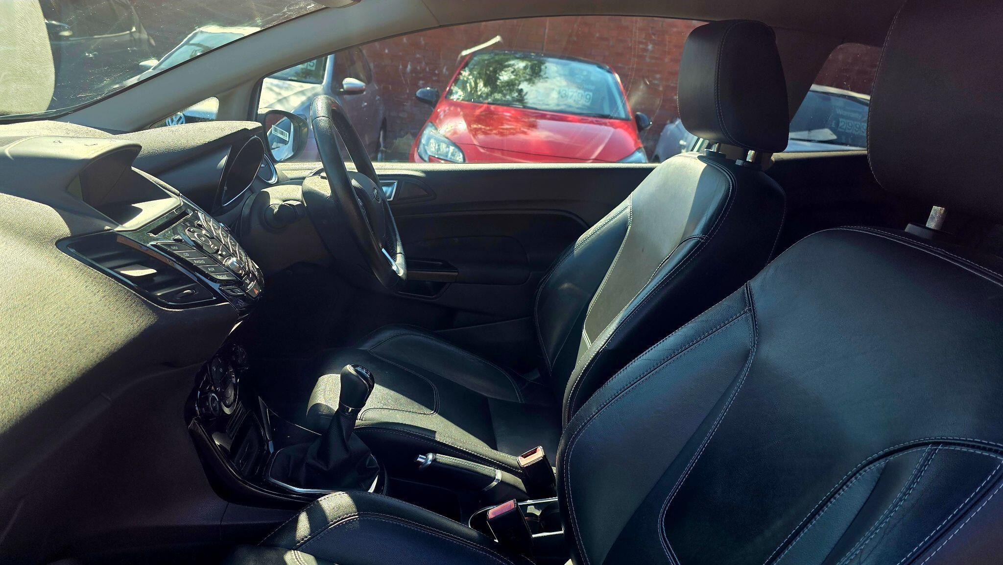 Ford Fiesta - Image 14
