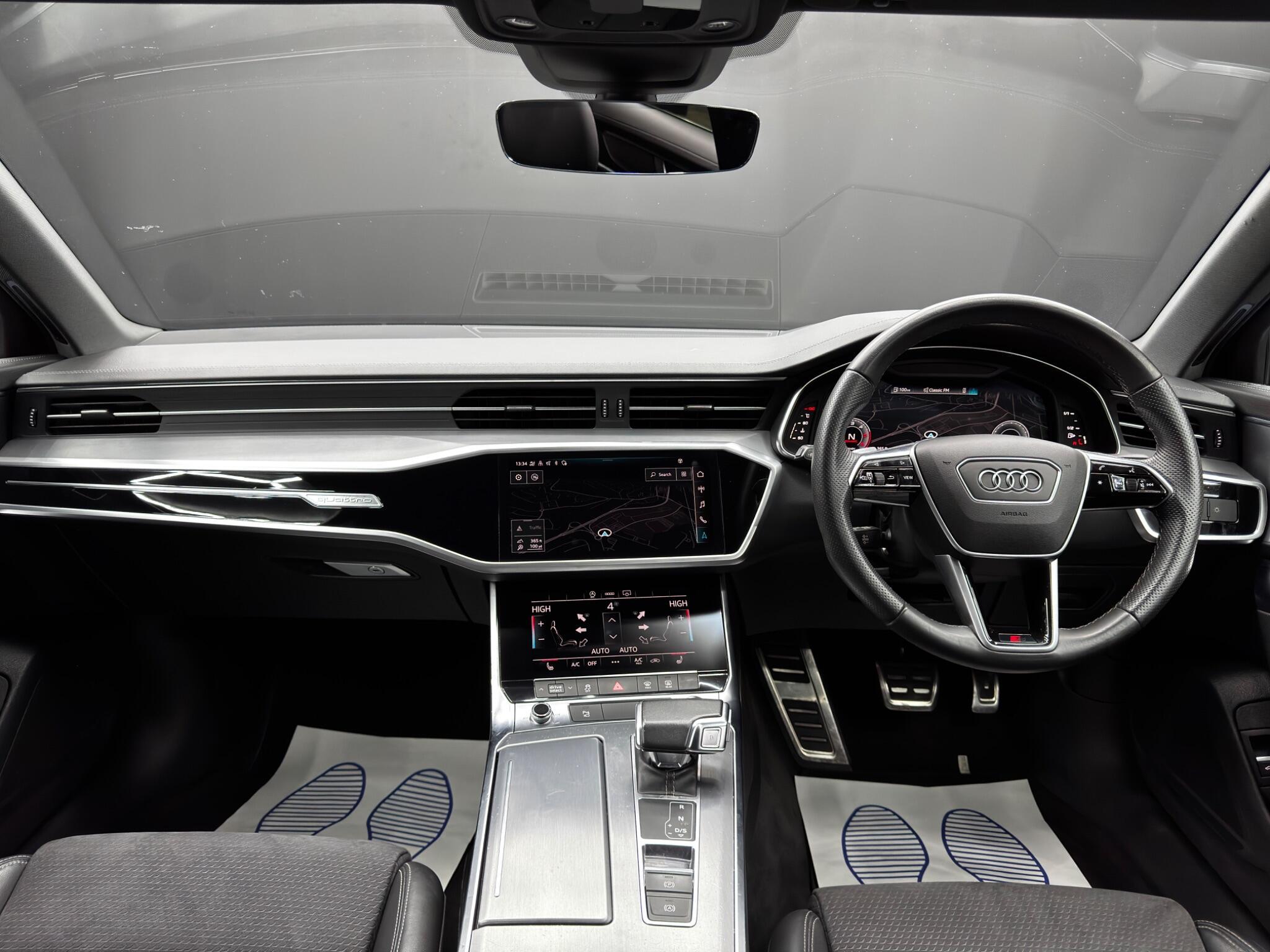 Audi A6 Saloon - Image 10