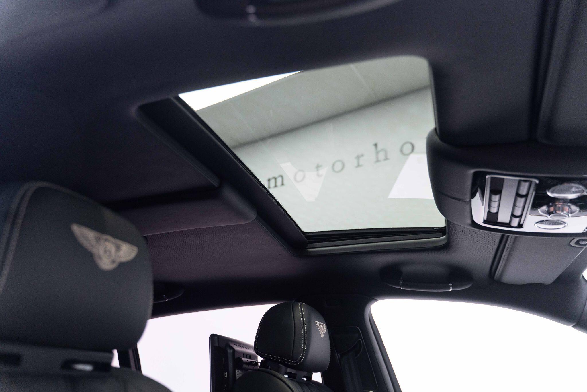 Bentley Flying Spur - Image 34