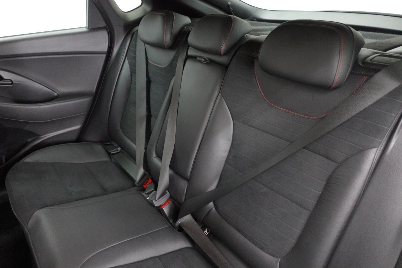 Hyundai i30 - Image 18