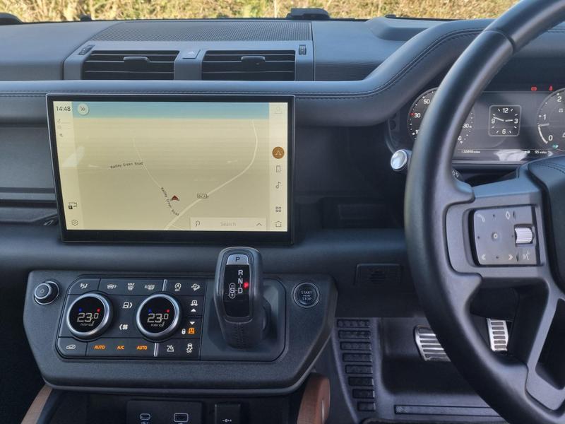Land Rover Defender 90 - Image 8