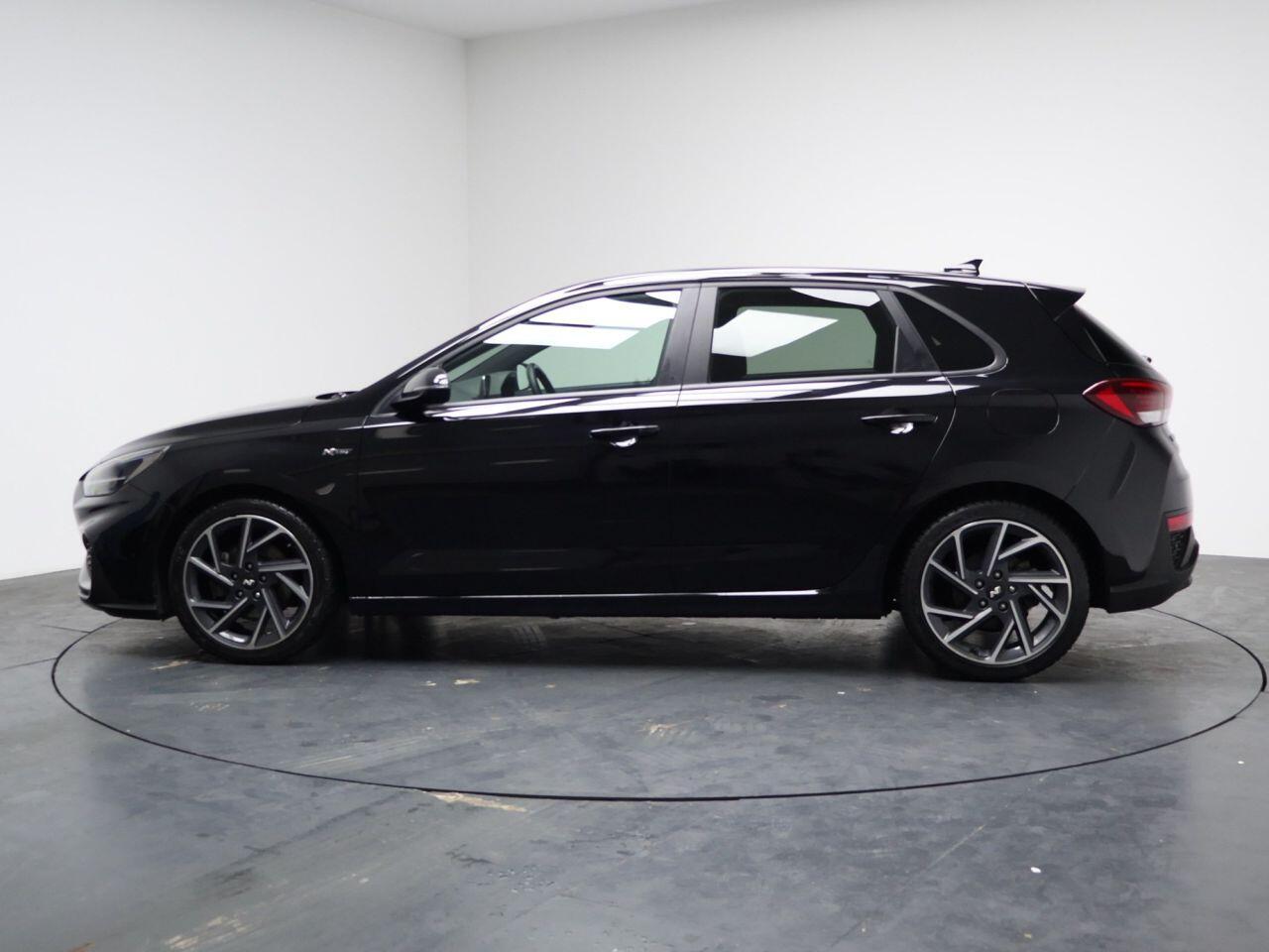 Hyundai i30 - Image 13