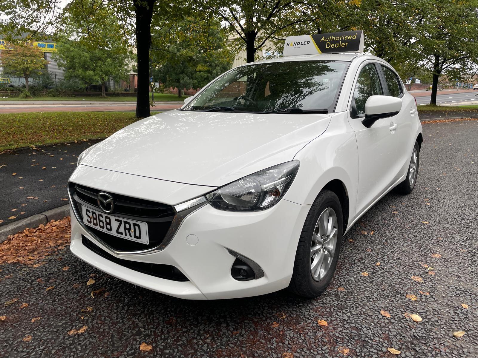 Mazda MAZDA2 - Image 2