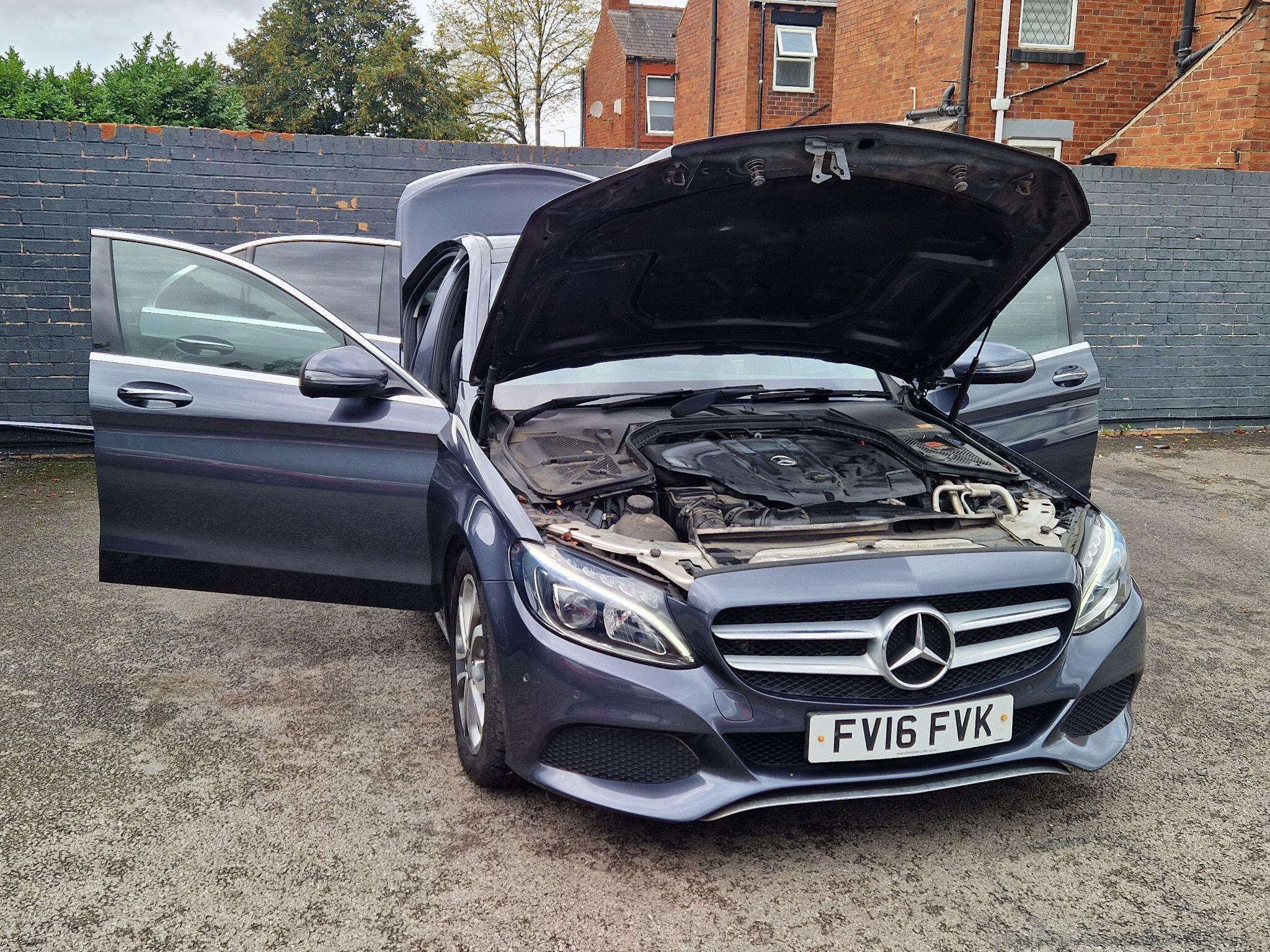 Mercedes C Class - Image 12