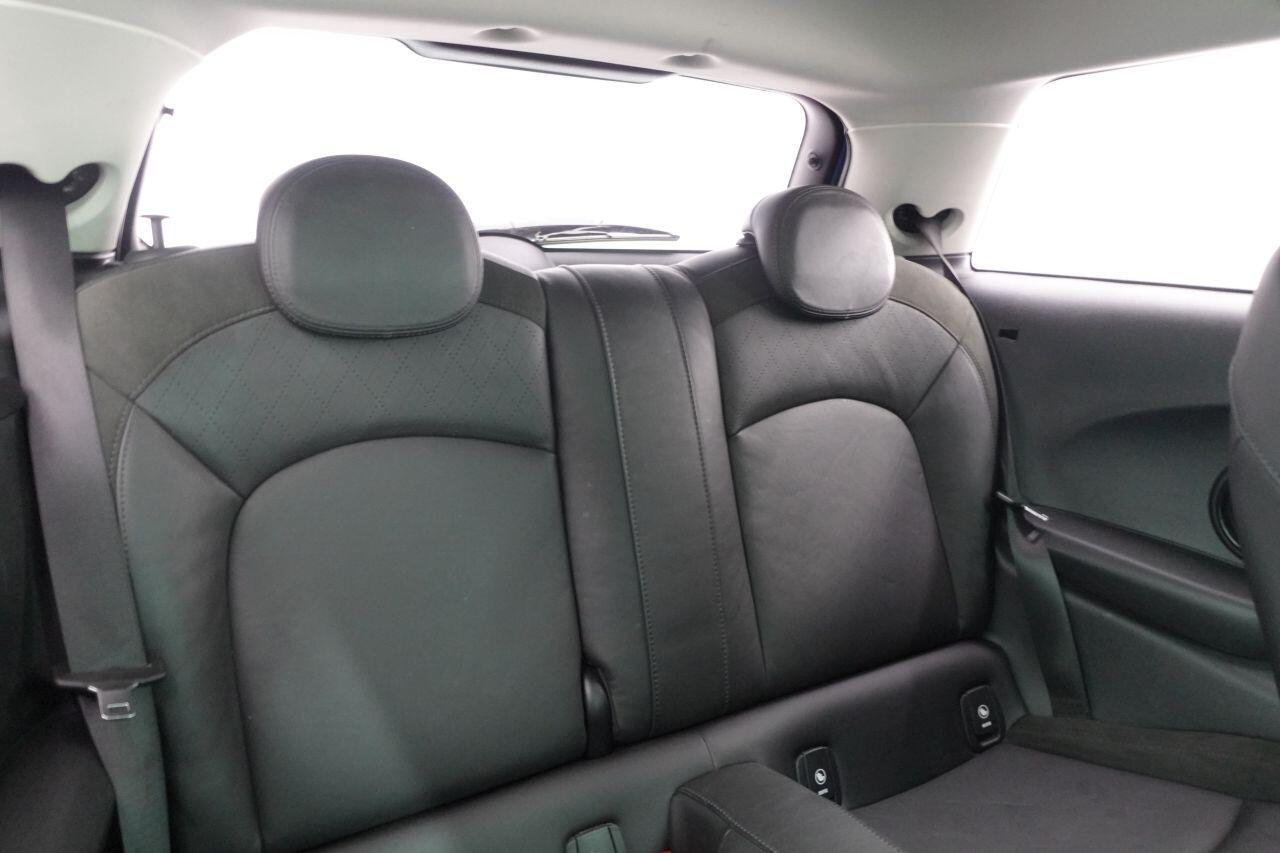 MINI Hatch - Image 17
