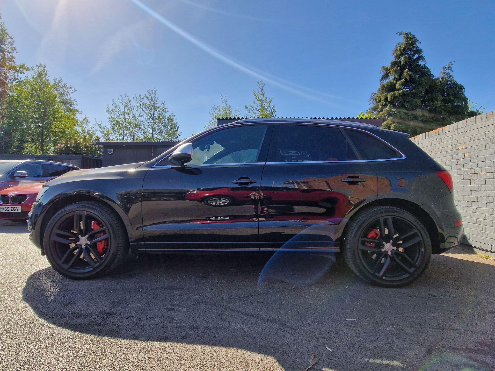 Audi SQ5 - Image 6